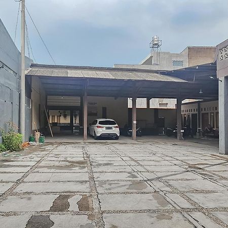מלון Reddoorz Near Alun Alun סיאנג'ור מראה חיצוני תמונה